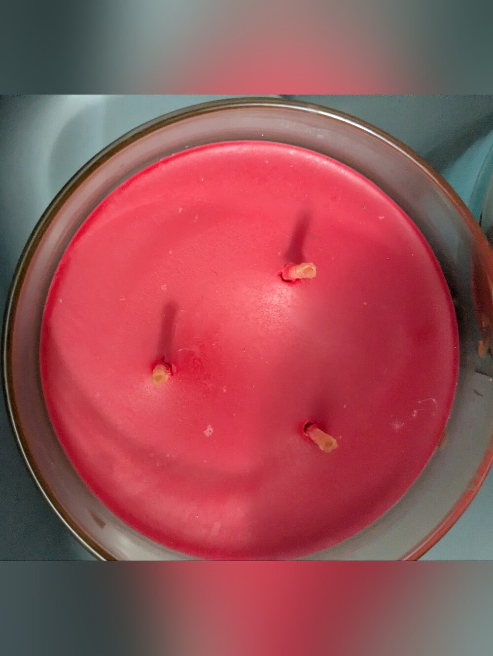 White Barn Perfect Christmas 3 Wick Candle - Picture 2 of 4